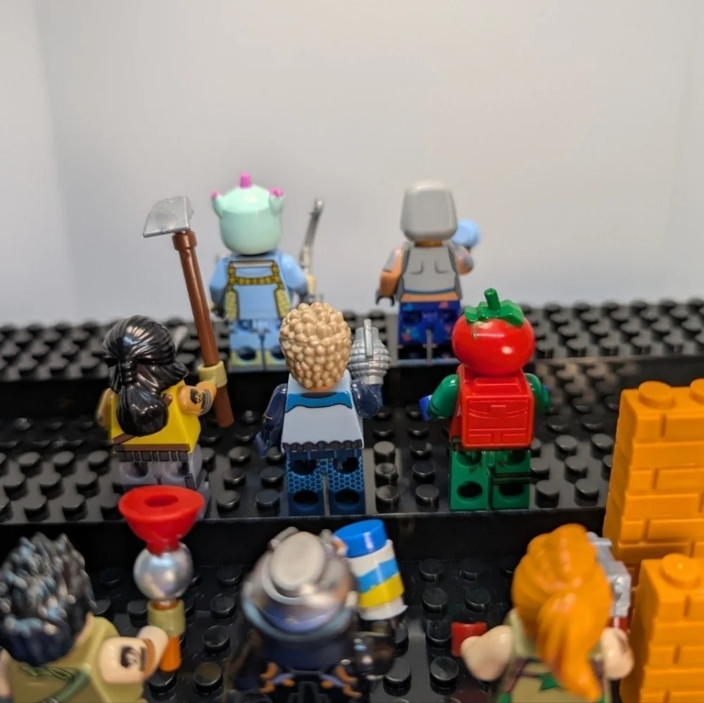 8 Minifigures- Fortnite Videogame Building Block Toys Omega Tomato Head
